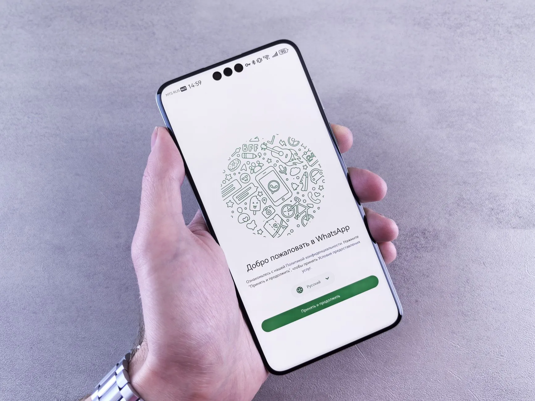 Приветственное сообщение и кнопка «Начать» в Facebook Messenger